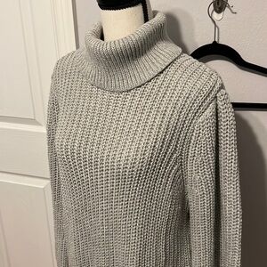 Gorgeous Oversized Chunky Turtleneck